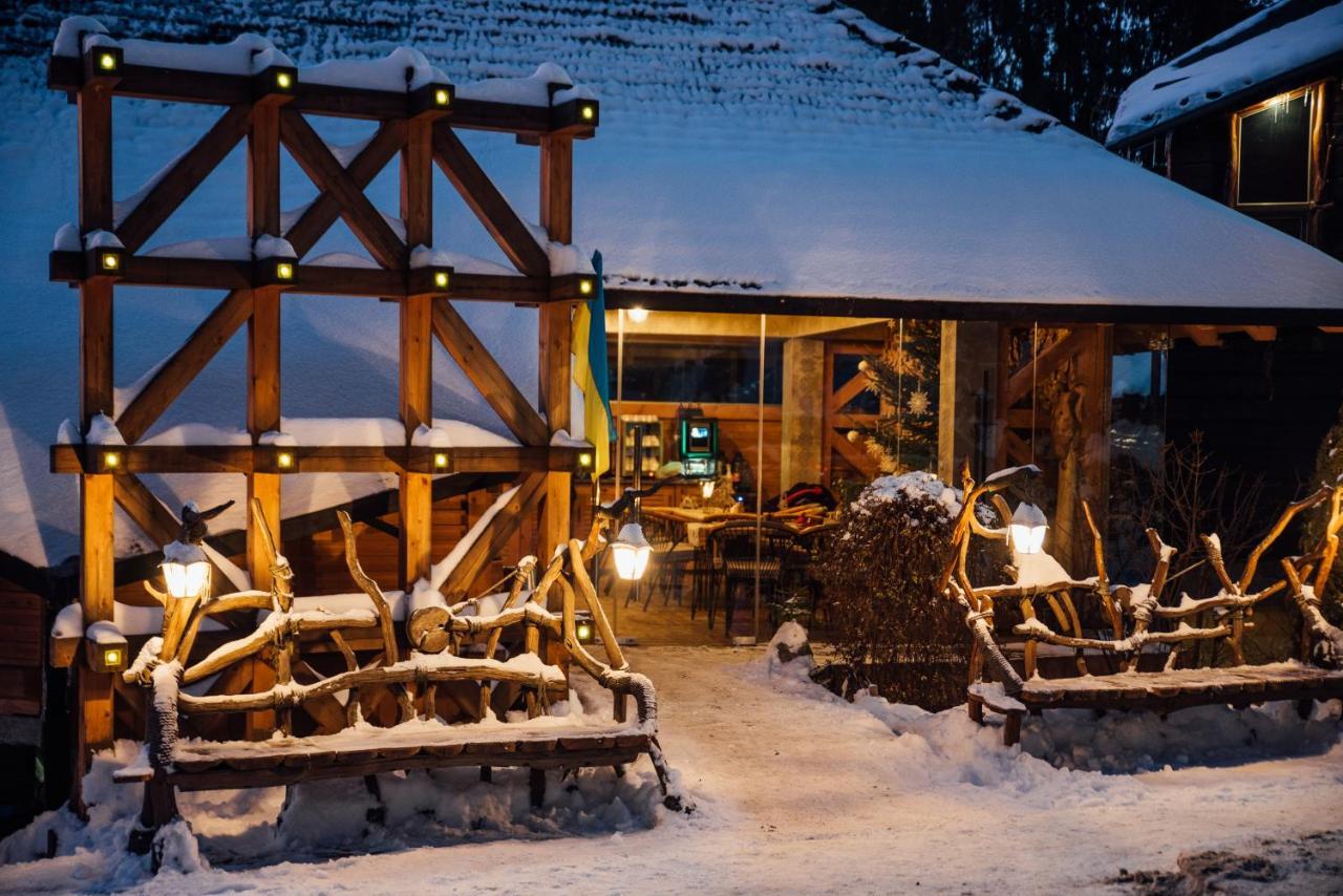 Stara Pravda Hotel - Vykrutasy Bukovel Exteriör bild
